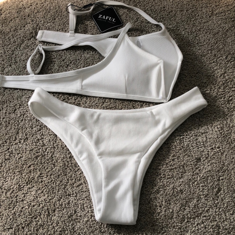 NWT Zaful white bikini
